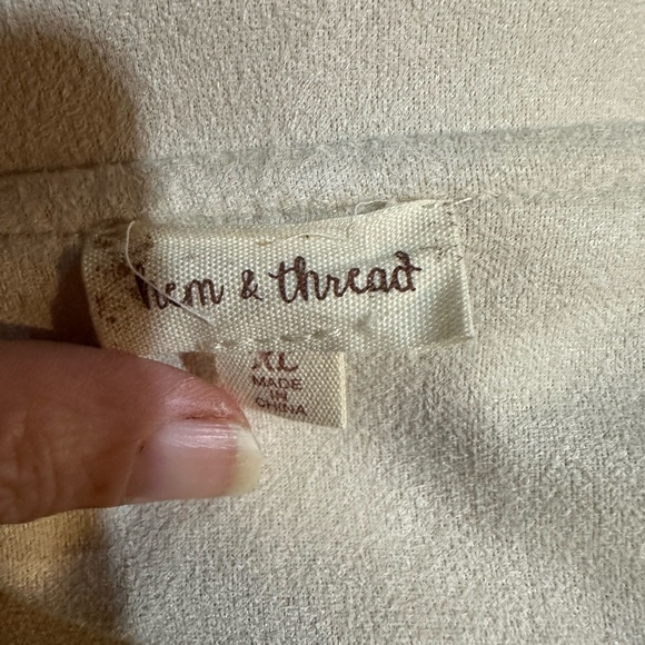 Shacket - Picture 3 of 4